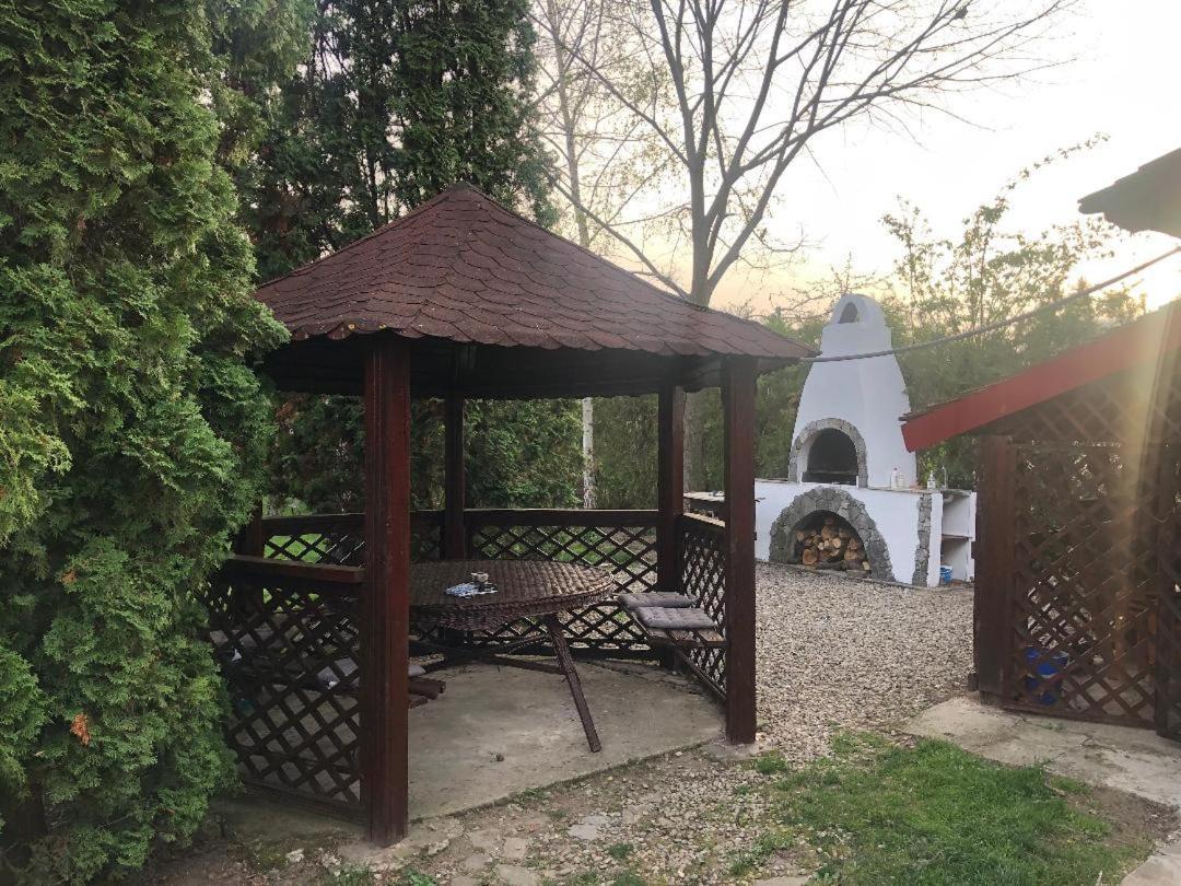 Argeselu Garden Villa Maracineni Dış mekan fotoğraf